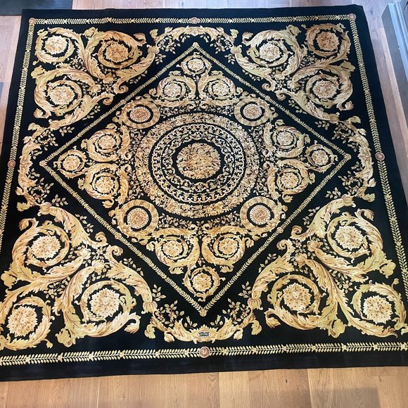 Gianni Versace Collection Black and Gold Designer Carpet - Picture 1 of 6